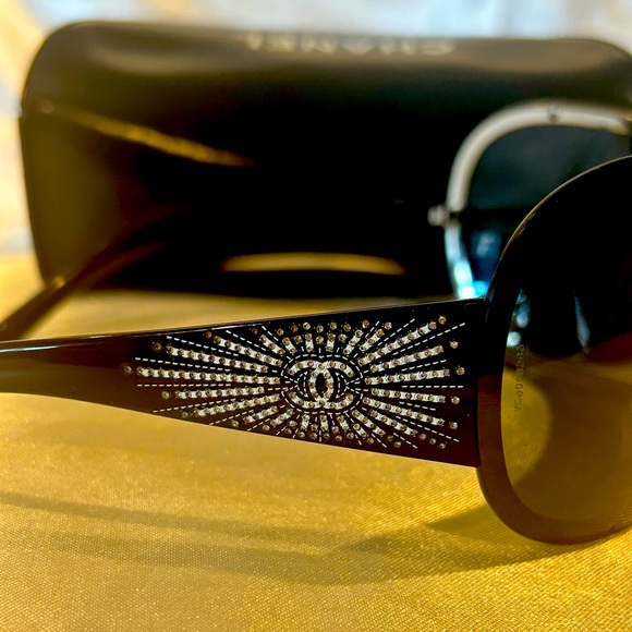 Authentic Chanel Sunburst 4148B Black Silver Crystal Vintage Sunglasses - Picture 4 of 7